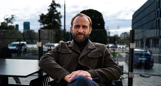 Borys Szyc w drugim sezonie norweskiego serialu „Furia”, premiera w 2023 roku w Viaplay (zdjęcia)