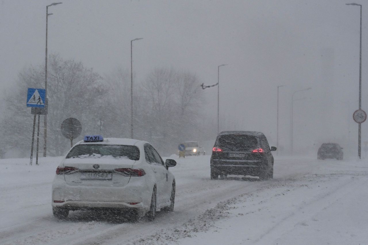 Atak zimy na Pomorzu. Nawet 70 cm śniegu i silny wiatr