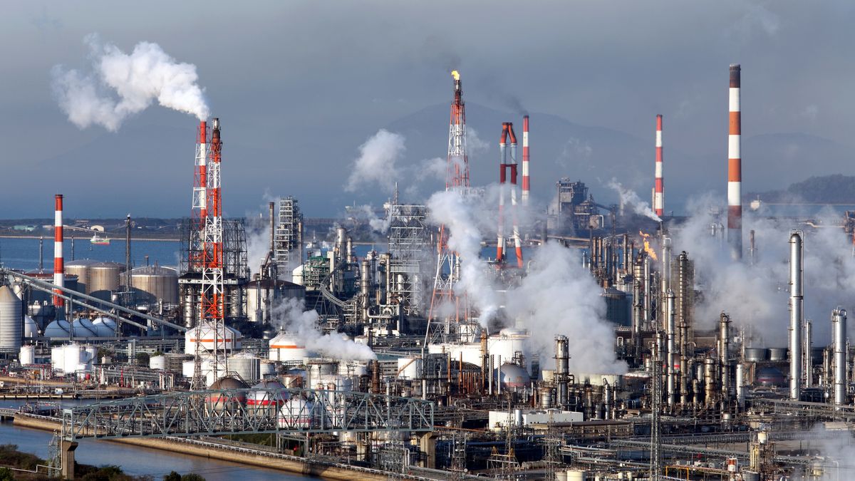 W kwietniu może dojść do szoku podażowego na rynku ropy 