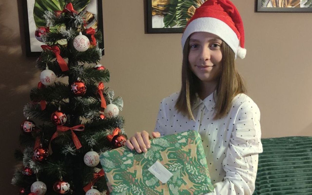 "Po cudzie w szpitalu walczy o każdy krok" – 11-letnia Nadia potrzebuje pomocy, by znów chodzić i mówić