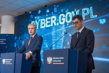 Startuje cyber.gov.pl. 