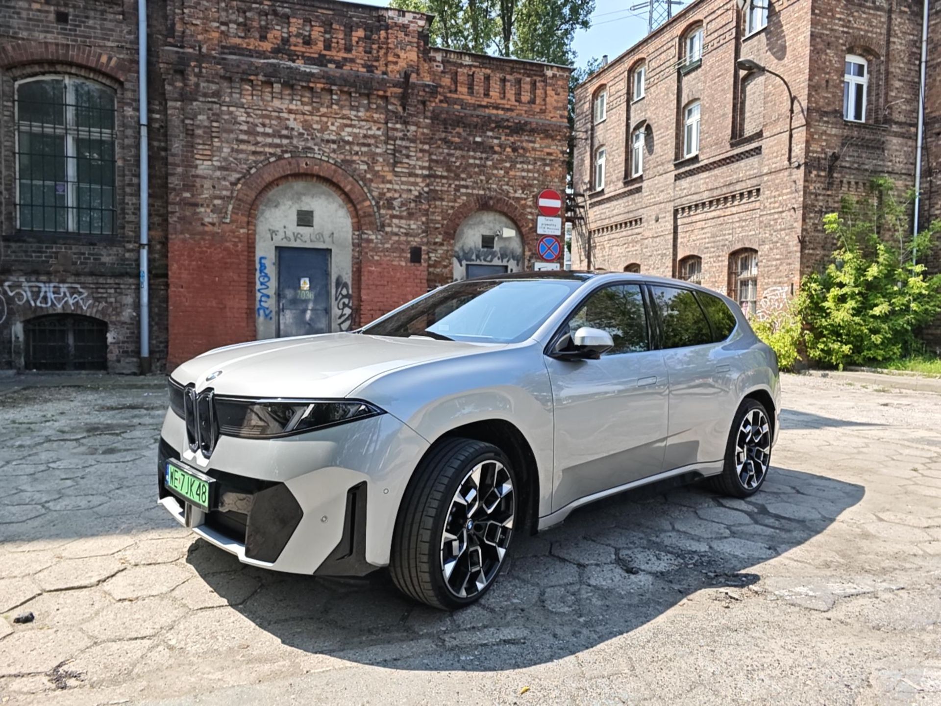 BMW iX3