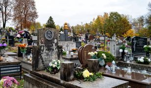 Makowski: "Zamknięte cmentarze - decyzja dobra, ale spóźniona" [OPINIA]