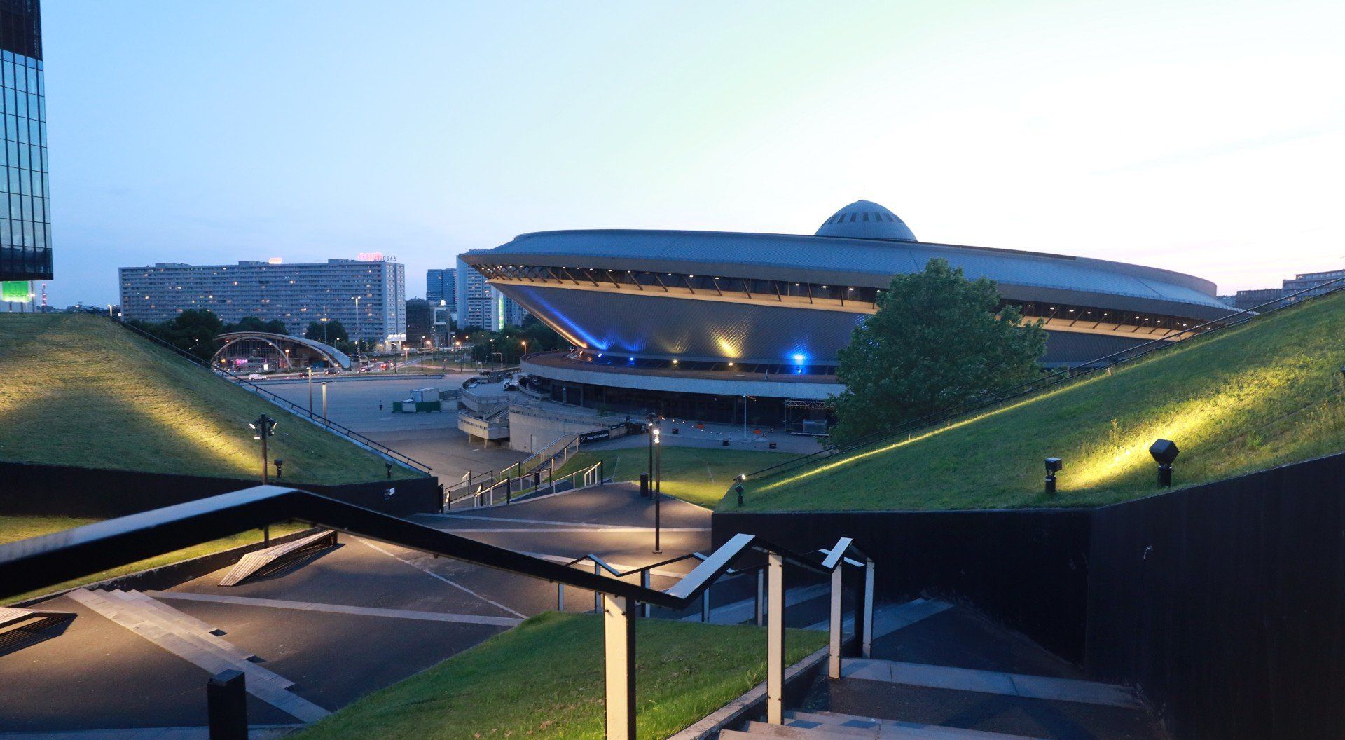 3 - Hip-Hopowe Katowice (B-O-G-U-C-I-C-E. Uh, podoba mi się tu)