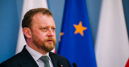 Spowiedź Łukasza Szumowskiego. Tylko w money.pl ujawnia informacje o nieudanym biznesie żony, dotacjach dla brata i zakupie maseczek