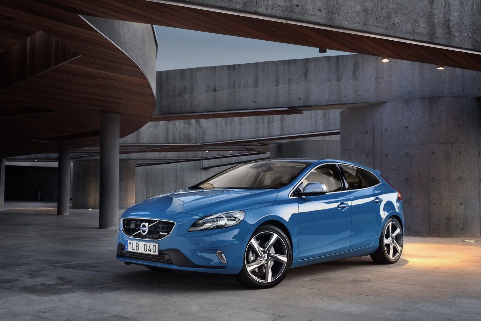 2014 Volvo V40