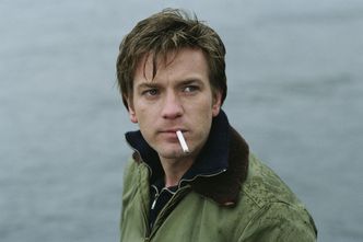 "Najbardziej rozebrany" gwiazdor kina, Ewan McGregor, kończy dziś 45 lat! (ZDJĘCIA)