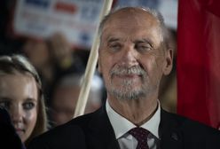 Kuriozalne słowa. Macierewicz mówił o ratunku PiS