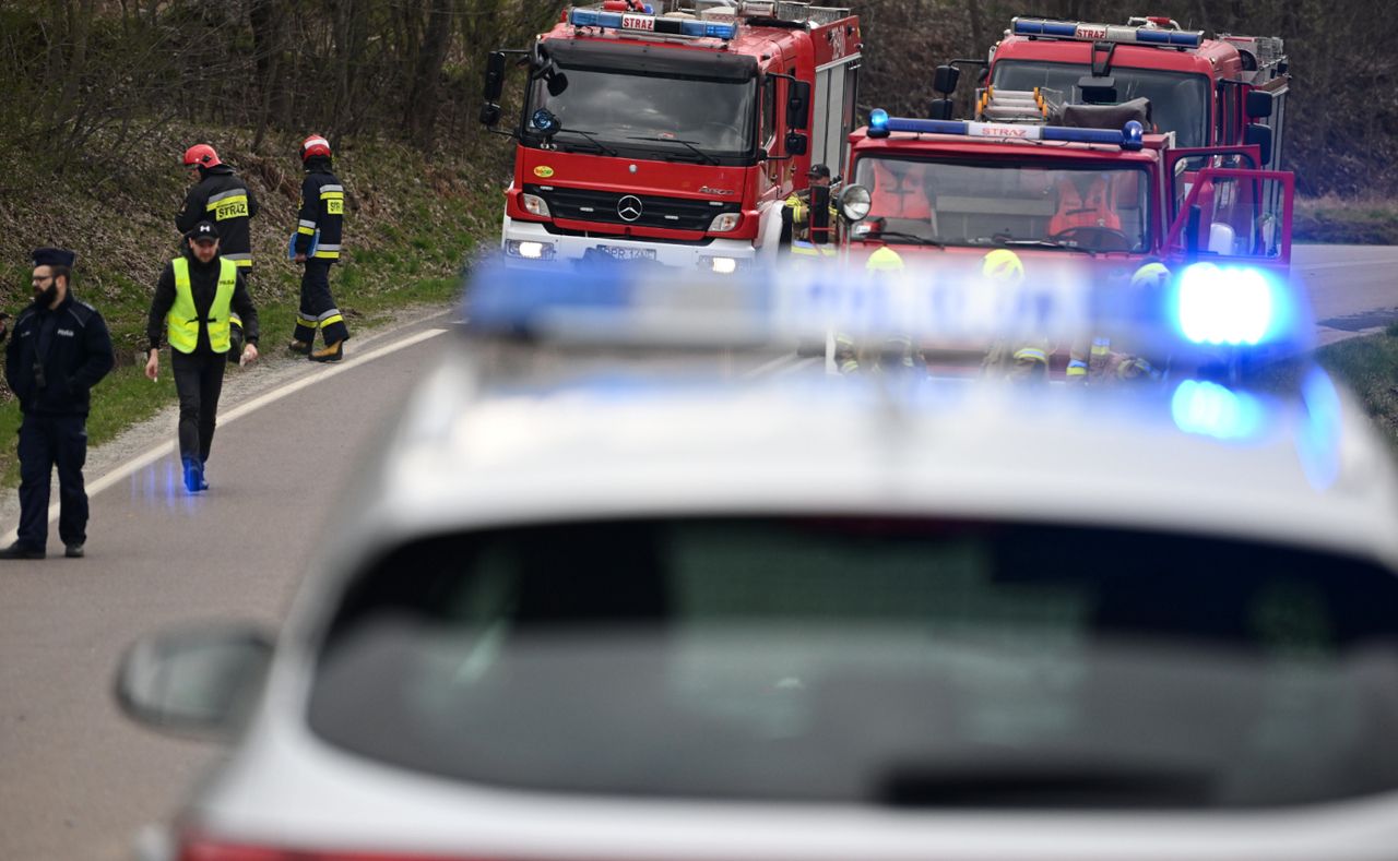 Wracali z kolonii. Autobus z dziećmi wpadł do rowu