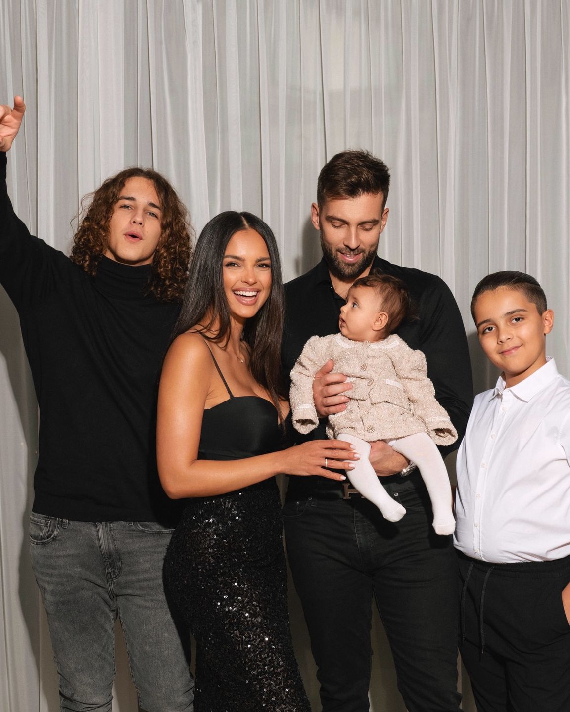 Klaudia El Dursi z rodziną