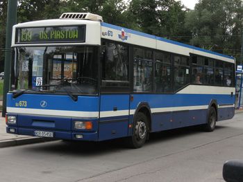 Wielka parada zabytkowych i współczesnych autobusow MPK! Słynny "Ogórek", Ikarus oraz najstarszy autobus przejadą ulicami Krakowa