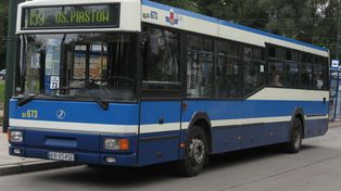 Wielka parada zabytkowych i współczesnych autobusow MPK! Słynny "Ogórek", Ikarus oraz najstarszy autobus przejadą ulicami Krakowa