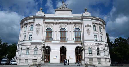 Strajk kobiet. Politechnika Warszawska o interwencji policji na terenie uczelni
