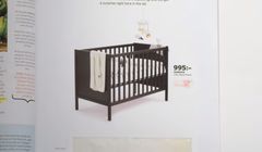 Reklama Ikei jak test ciążowy - sprawdza, czy dostaniesz zniżkę na dziecięce łóżeczko