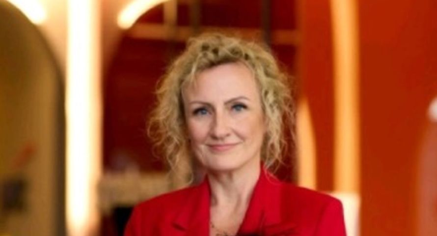 Katarzyna Jedlińska w zespole komunikacji PwC