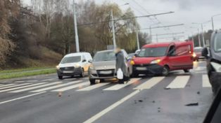 Lublin: Po kolizji duże utrudnienia w ruchu na ul. Jana Pawła II