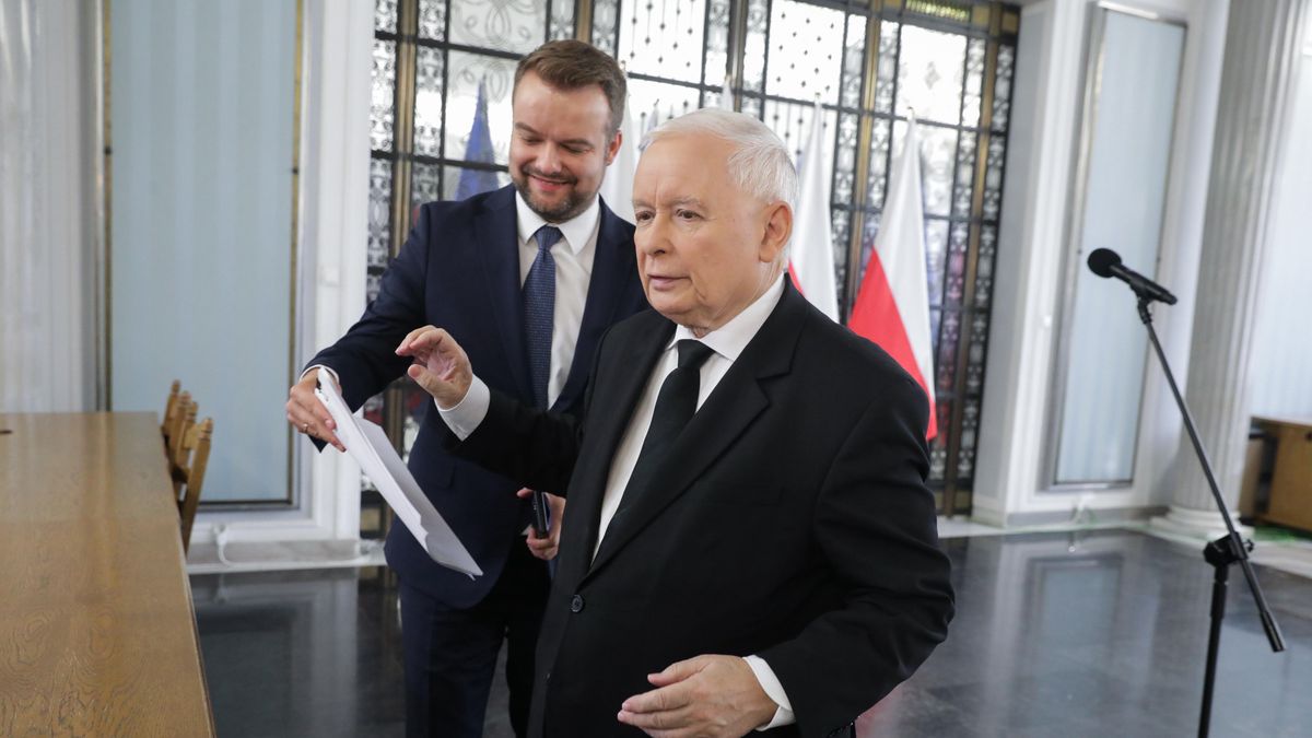 Jarosław Kaczyński i Rafał Bochenek