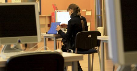 Molestowanie na polskich uczelniach. "Przez lata ten temat był zamiatany pod dywan"
