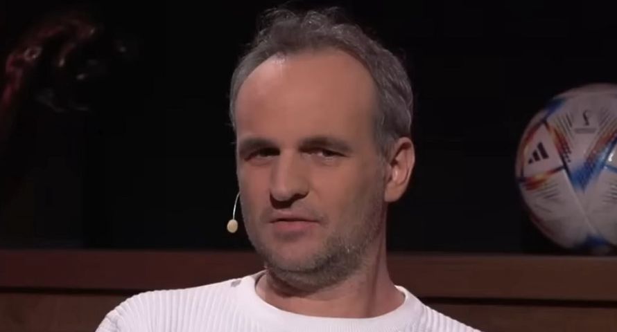 Szef polskiej redakcji Viaplay z felietonami w „Piłce Nożnej”