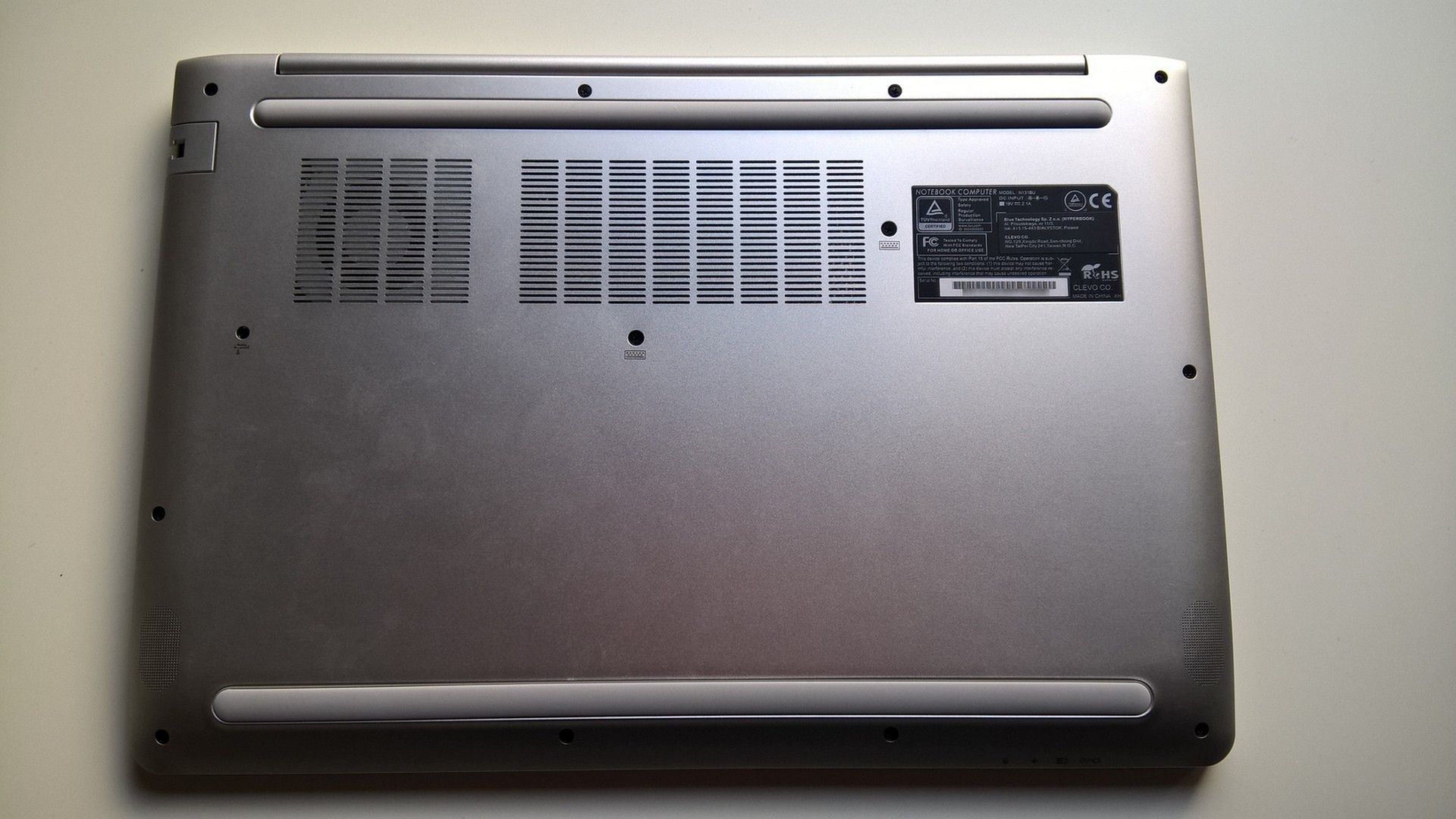 Hyperbook N13 – testujemy polski laptop z zewnętrzną, desktopową kartą graficzną 8