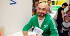 Autor powieści gejowskich napisał książkę dla nastolatków