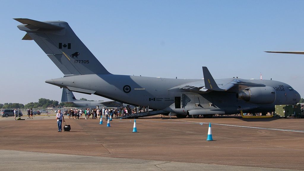 C-17 cieszyły się dużym zainteresowaniem i trafiły do odbiorców na całym świcie, na zdjęciu maszyna kanadyjska