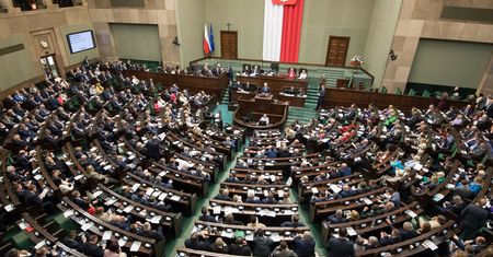Znamy pensje członków komisji ds. wpływów rosyjskich. Ujawniono kwoty