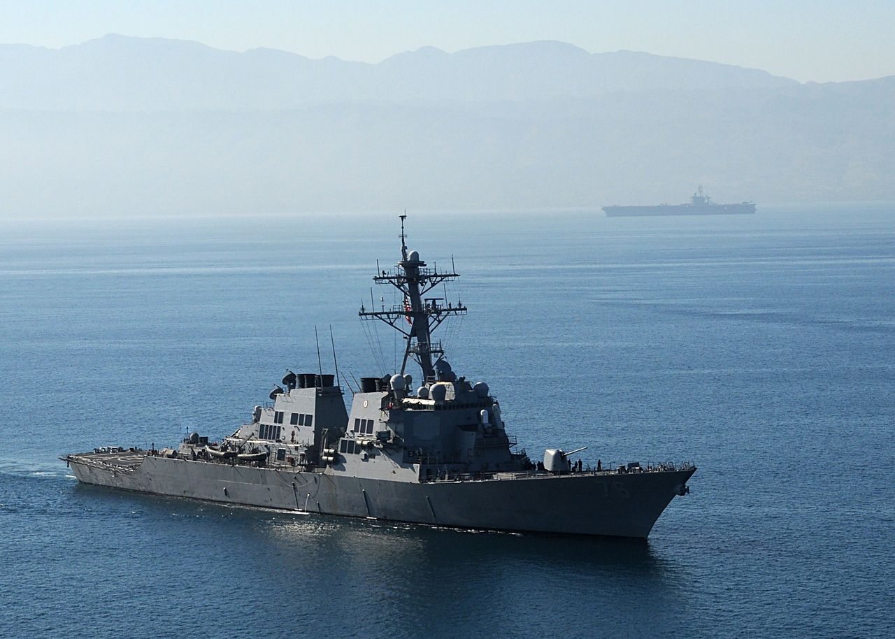 Tensions rise as US and Canadian ships sail the Taiwan Strait