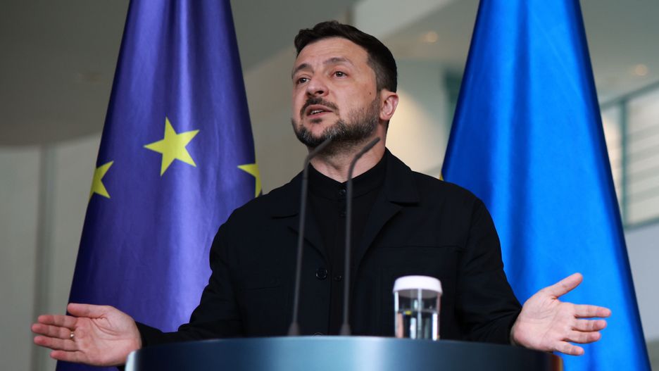 Ukrainian President Volodymyr Zelensky during a joint press conference with German Chancellor Friedrich Merz (not seen) at the Chancellery in Berlin, Germany, 28 May 2025. EPA/CLEMENS BILAN Dostawca: PAP/EPA.