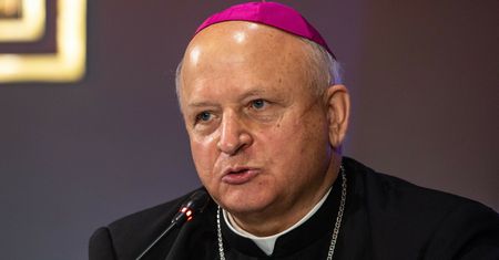 Episkopat zabiera głos ws. aborcji jednego z bliźniąt