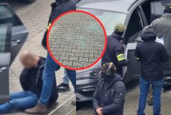 "Usłyszałem kilka huków, aż się cofnąłem". Akcja CBŚP pod blokiem na Gocławiu