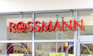 Tak odbierzesz prezent w Rossmannie. Promocja trwa do 4 listopada