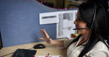 Pracują w call center. To słyszą od klientów