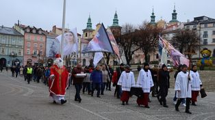 Przemyśl: Mikołajowy Męski Różaniec przeszedł ulicami. Zobacz zdjęcia