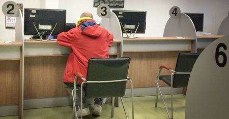 Darowizna w rodzinie. Nie popełnij błędu, bo wkroczy skarbówka