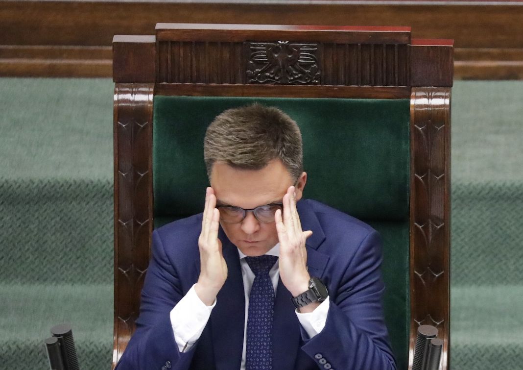 Partii Hołowni grozi rozpad? Polacy odpowiedzieli w sondażu