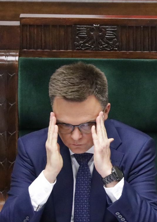 Partii Hołowni grozi rozpad? Polacy odpowiedzieli w sondażu