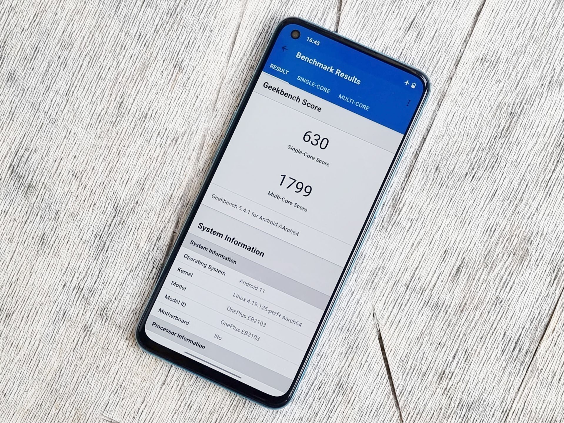 Dla kogo jest OnePlus Nord CE? Na pewno nie dla fanów OnePlusa 3