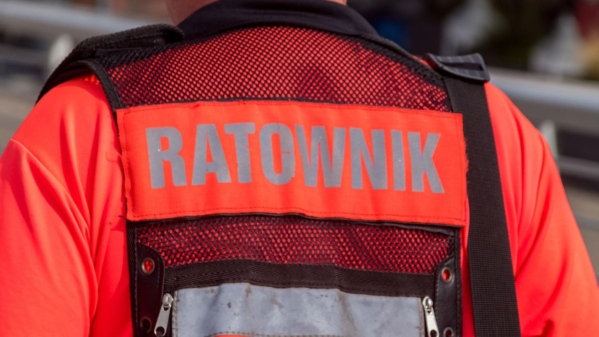 MS: Surowsze kary za ataki na ratowników, policjantów i strażaków