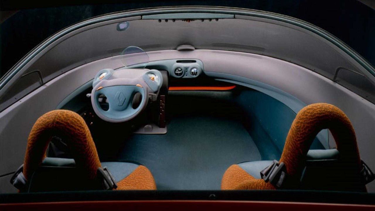 Wnętrze Renault Racoon wyglądało skromnie, ale zaskakiwało wyposażeniem