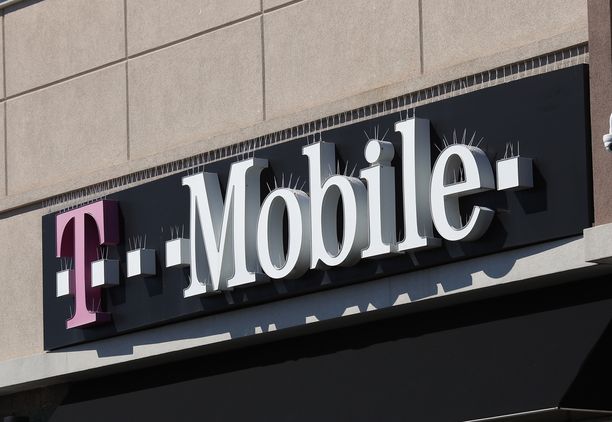 Wielka awaria w T-Mobile. Problemy z internetem i połączeniami telefonicznymi