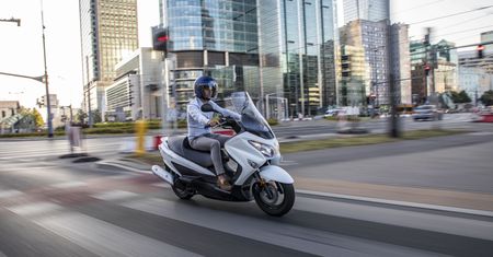 Suzuki Burgman 125 – cena, informacje, dane techniczne