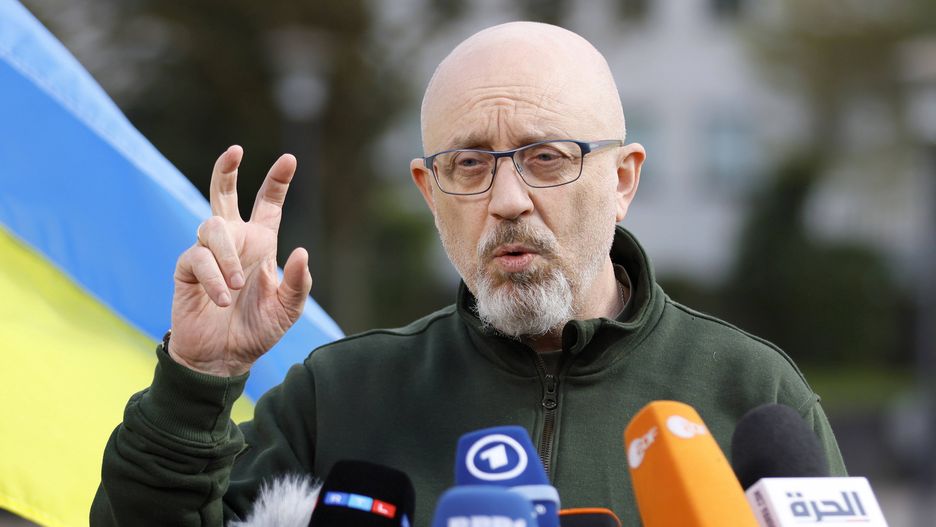 Minister obrony Ołeksij Reznikow zapewnił, że czołgi Leopard wkrótce pokażą swoją siłę na froncie