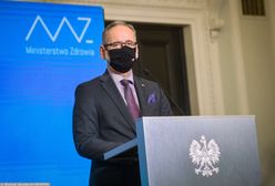 Mateusz Morawiecki apelował o oszczędność. Ministerstwo Zdrowia wypłaca nagrody urzędnikom. Ponad 2 mln zł