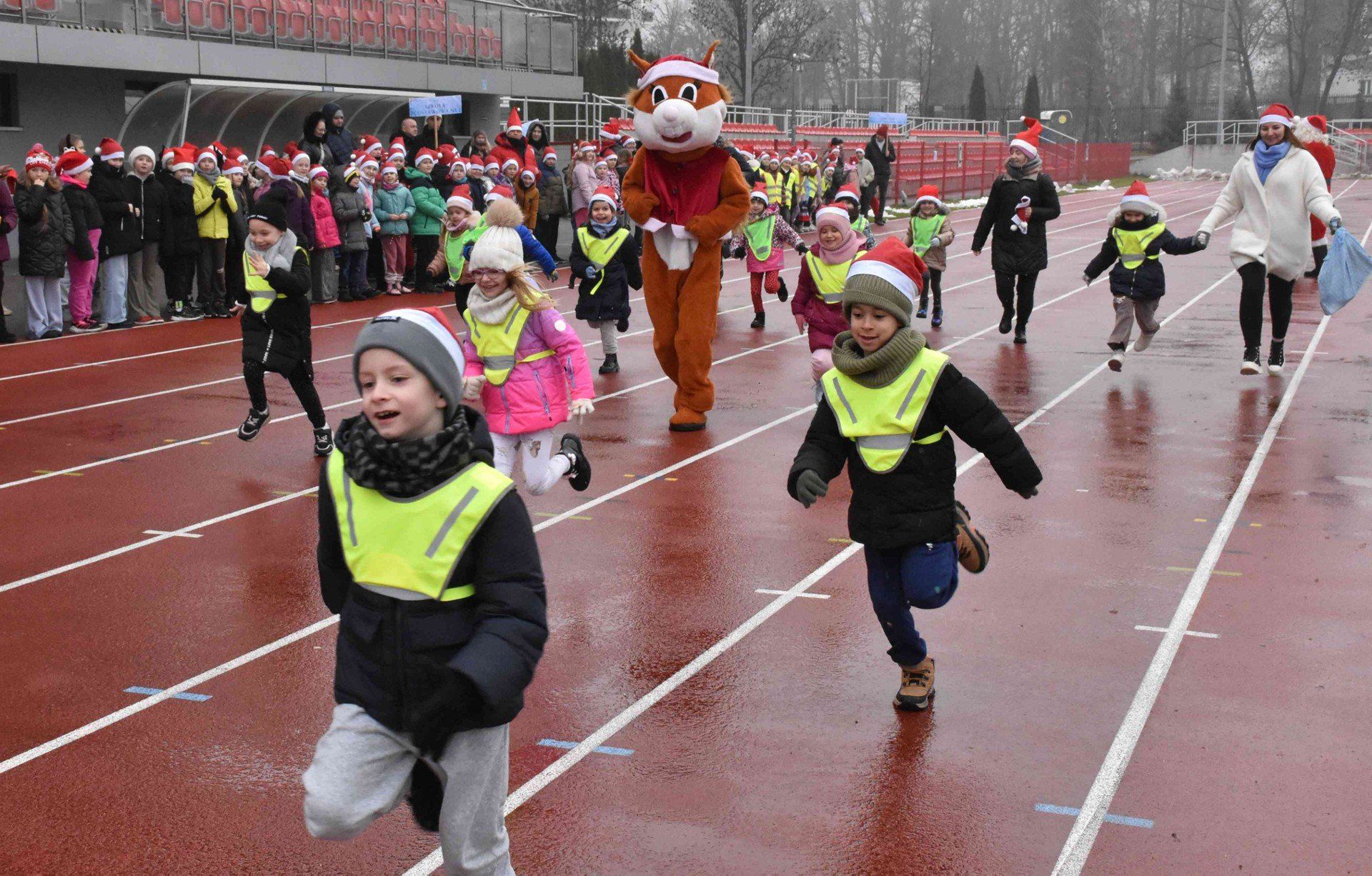 Mikołajowe Biegi dla Dzieci 2025 w Inowrocławiu