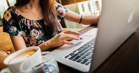 Cyberslacking, czyli niebezpieczne cyberlenistwo