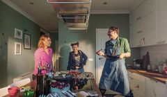 Farby Dekoral Effect 3in1 w reklamie „Odporne na niespodzianki, które przynosi życie”