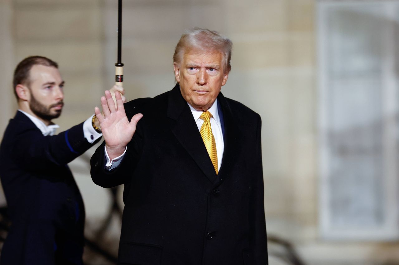 Trump's challenge: Divided opinions and political hurdles