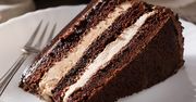 Czekoladowe ciasto przekładam pysznym kremem. Wszyscy pytają o ten przepis