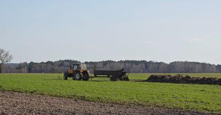 Rekordowe kary dla rolników mających ciągniki. Te stawki już obowiązują